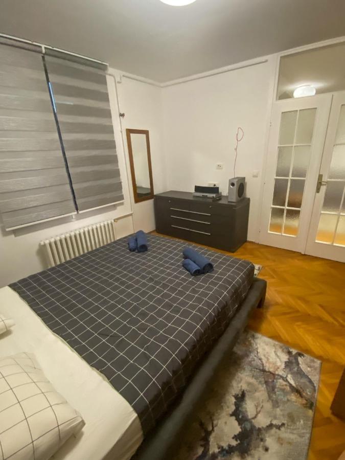 Lord'S Apartment Belgrade Exterior photo
